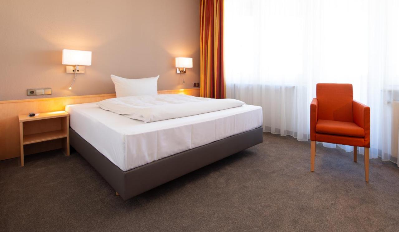 Aramis Tagungs- Und Sporthotel Gaufelden Exterior photo