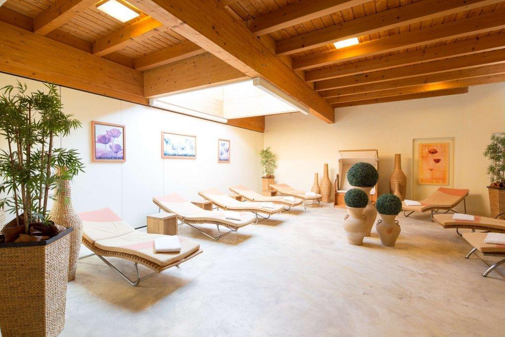 Aramis Tagungs- Und Sporthotel Gaufelden Exterior photo