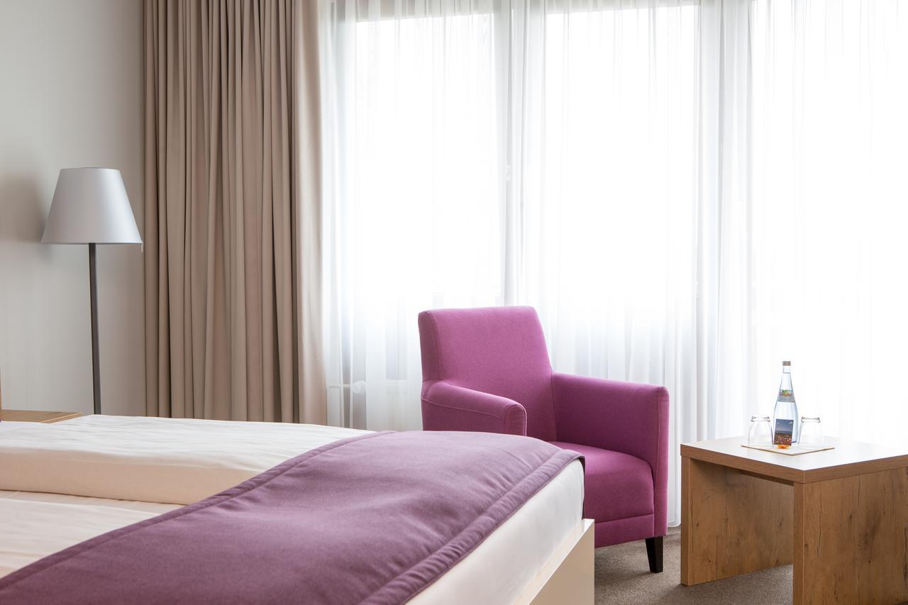 Aramis Tagungs- Und Sporthotel Gaufelden Exterior photo